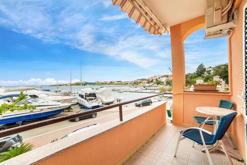 Apartments Lucica 3119 3*, Rab Town Croatia