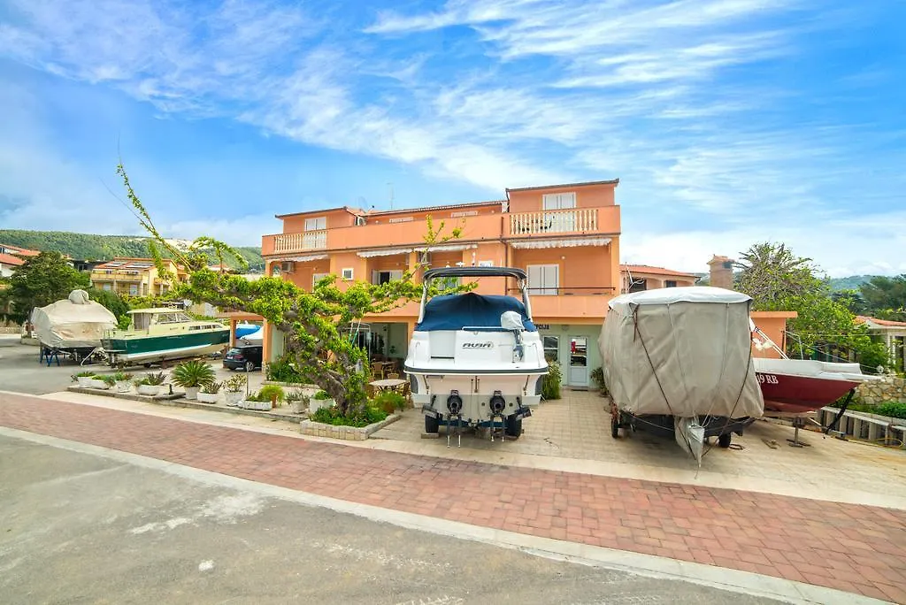 Apartments Lucica 3119 Guest house Rab Town